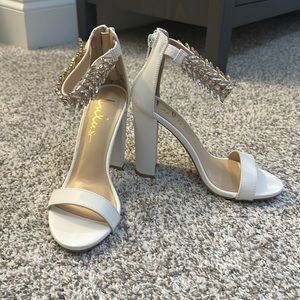 White Lulus shoes